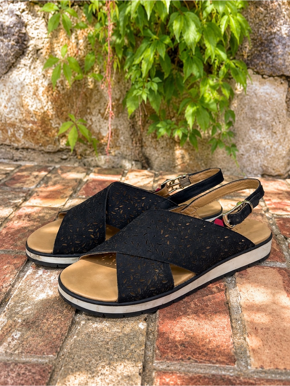 MARC JOSEPH Black Laser Cut Suede and Leather Crisscross Walking Sandals, 9
